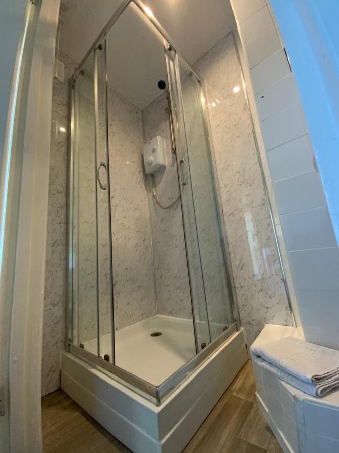 The Laurels Hotel สเกคเนส ภายนอก รูปภาพ